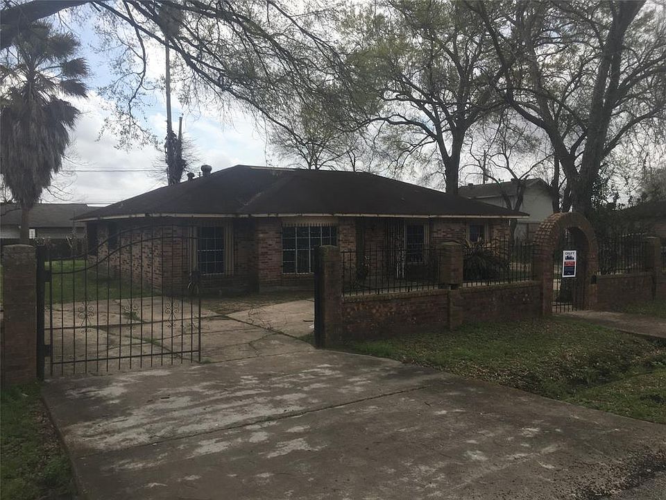 1st image of 6334 Willow Dale St