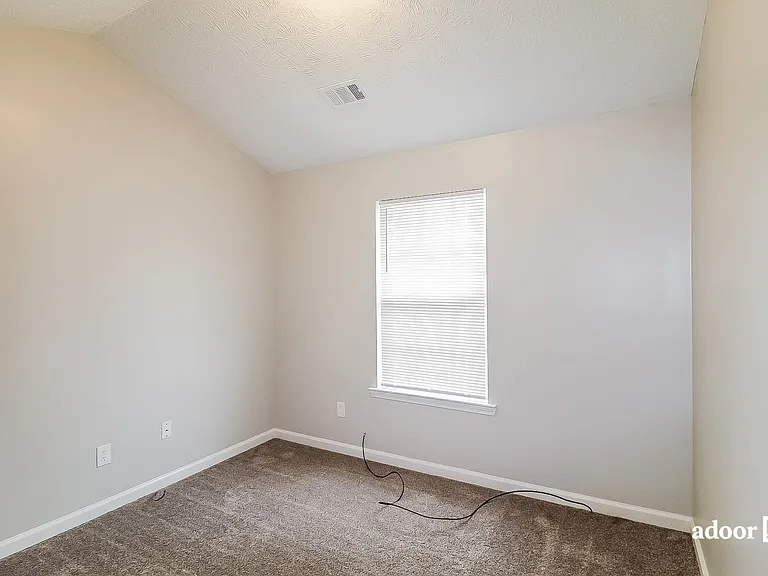 406 Autumn Lake Ct — Photo 12
