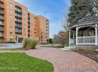 6801 N Milwaukee Ave APT 306, Niles, IL