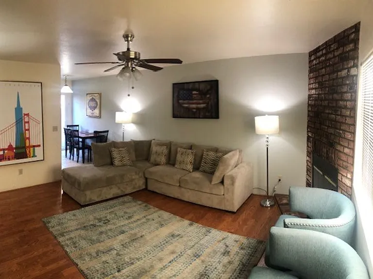 Legacy Townhome — Photo 10