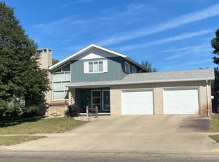 1120 E Broadway Ave, Pierre, SD 57501