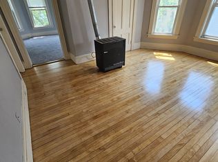 206 Bell St #3, Manchester, NH 03103
