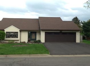 224 Vivian Ln, Vestal, NY 13850