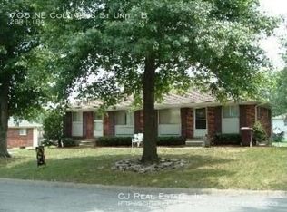 705 NE Columbus St APT B, Lees Summit, MO 64063