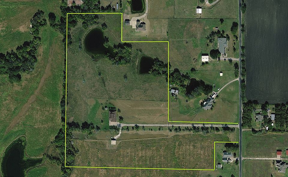 2nd image of 1783 Hackberry Rd