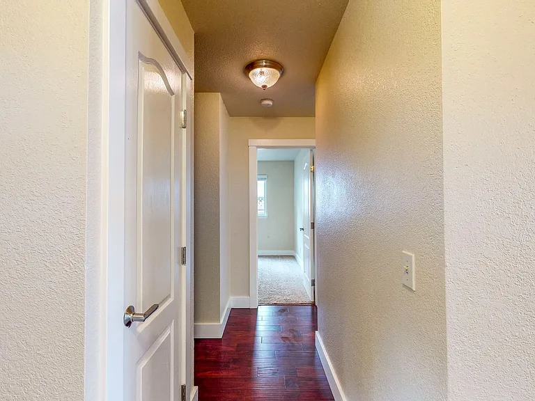 2135 Pebblewood Ct — Photo 25