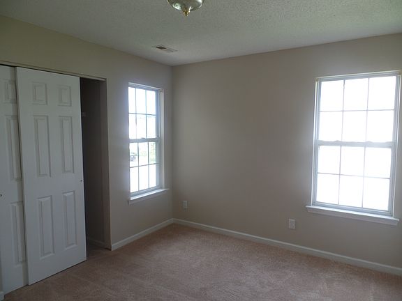 3rd image of 1022 Highstone Dr