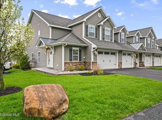 401 Brunswick Meadows Way, Troy, NY 12182