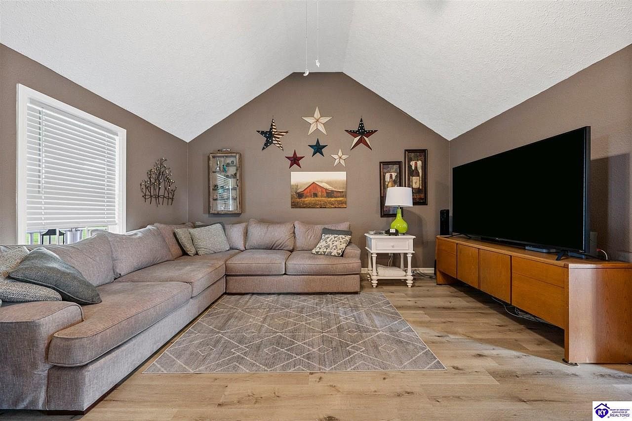 5918 Stovall Rd, Cave City, KY 42127 Zillow