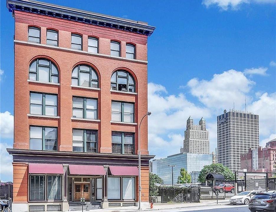 1st image of 609 Central St APT 1303