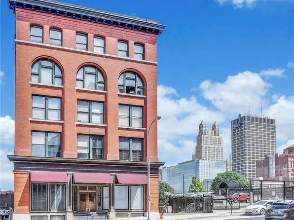 609 Central St APT 1303, Kansas City, MO 64105