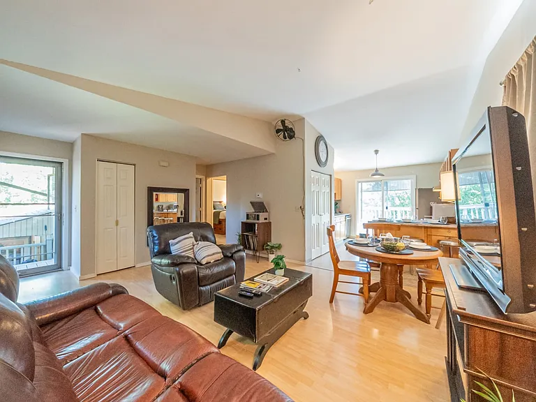 331 Melody Pl #I — Photo 8