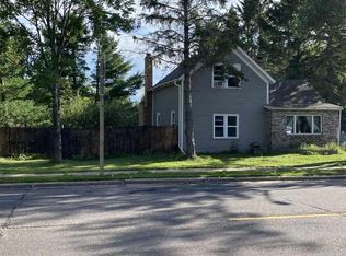 832 W Bayfield St, Washburn, WI 54891