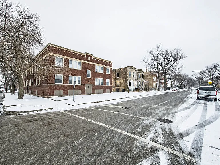7254 S University — Photo 12