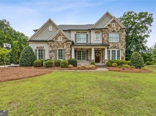 10 Nesbit Reserve Ct, Sandy Springs, GA 30350
