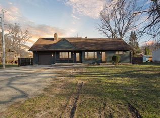 2136 E Ridge Rd, Beloit, WI 53511