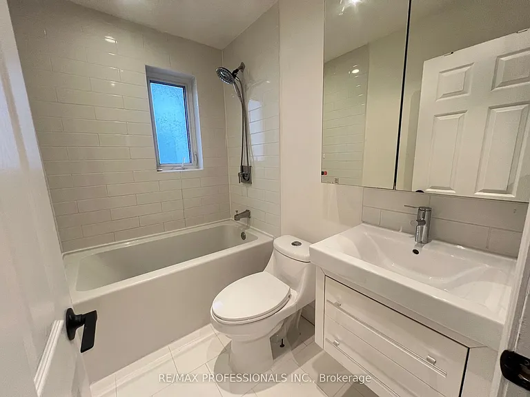 78 Athol Ave — Photo 17