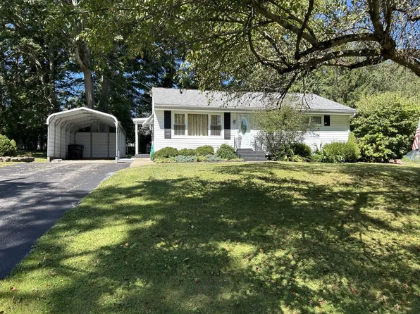 598 Maxwell Dr, Titusville, PA 16354