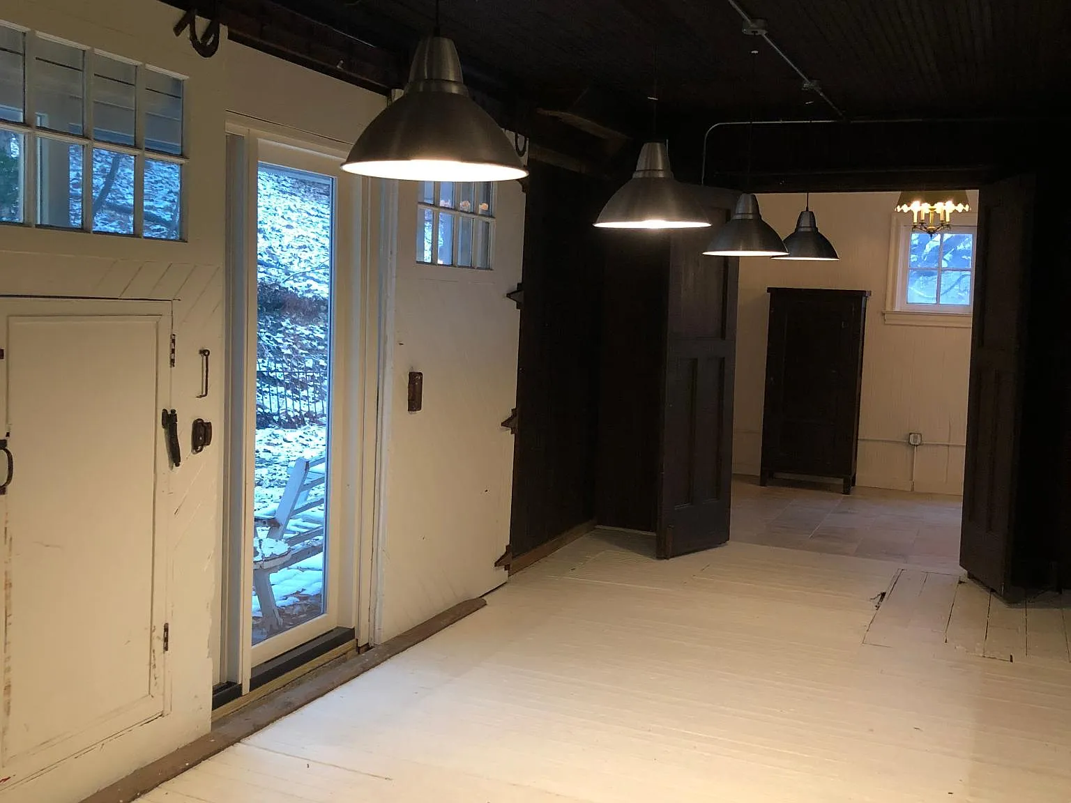 1540 Evergreen Ave — Photo 3