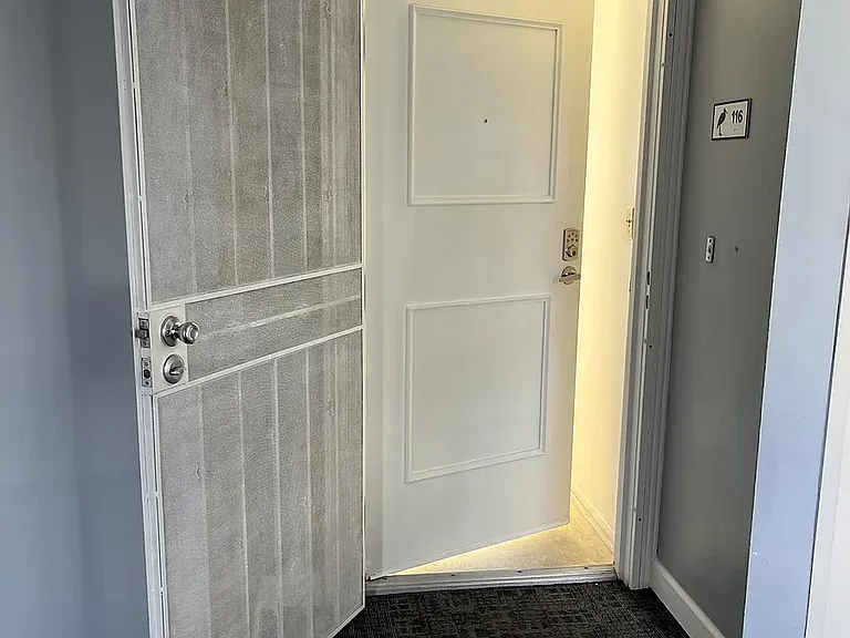 3991 Crown Point Dr #116 — Photo 21