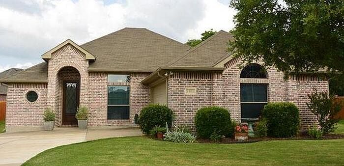 1st image of 1101 Nocona Dr