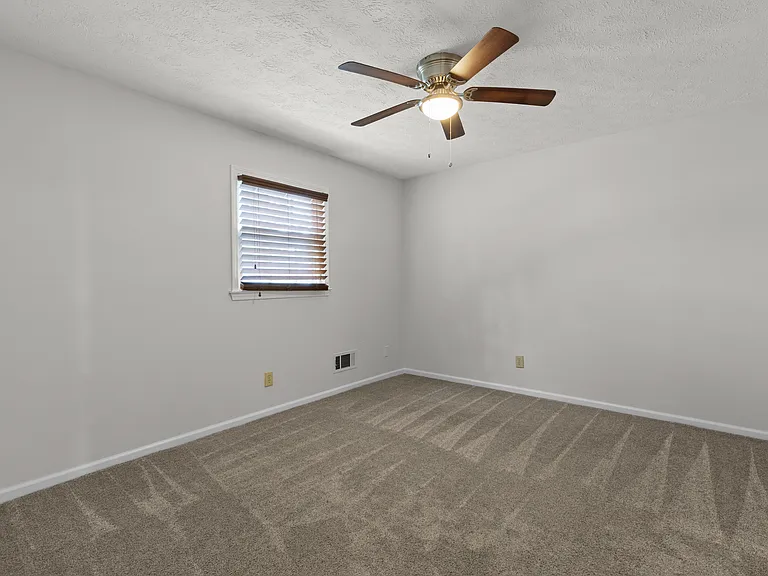 10404 Lark Park Dr — Photo 13