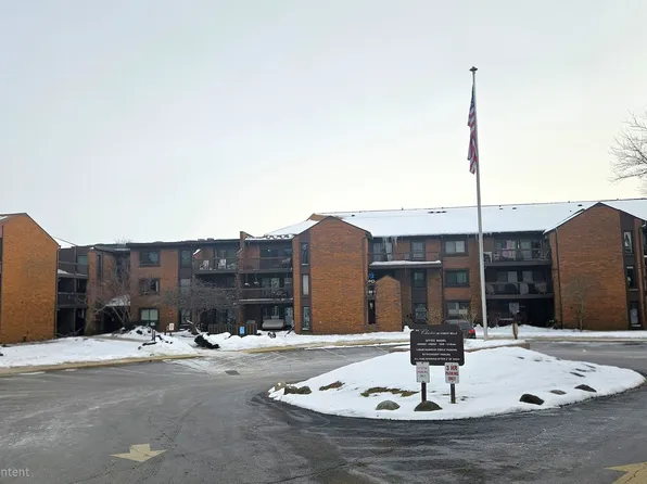 2929 Sunnyside Dr APT B326, Rockford, IL 61114