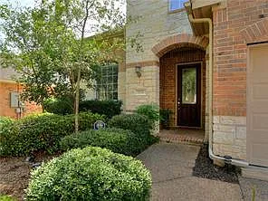 4 bed, 3.5 bath, 3147 sqft, $3,295 — Photo 3