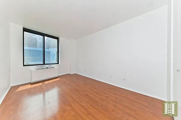 Rented by Halstead Real Estate | media 17