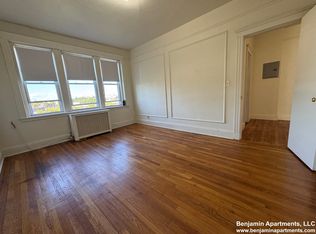 1687 Commonwealth Ave APT 24, Boston, MA 02135