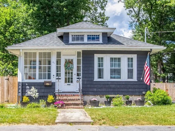 61 Verne St, Brockton, MA 02301