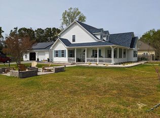 101 6th St N, CAROLINA BEACH, NC 28428