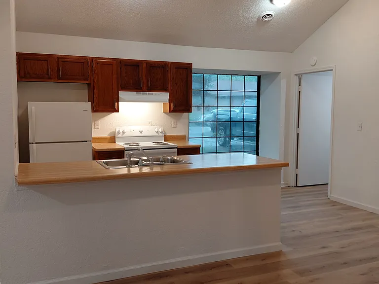 1208 Winchester Dr #1208 — Photo 14