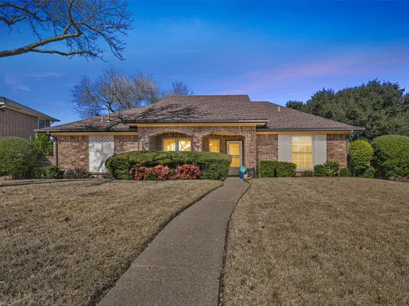 932 Bluffview Dr, Desoto, TX 75115