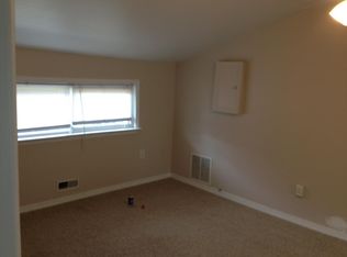 211 Myrtle Ave #B, Mount Ephraim, NJ 08059