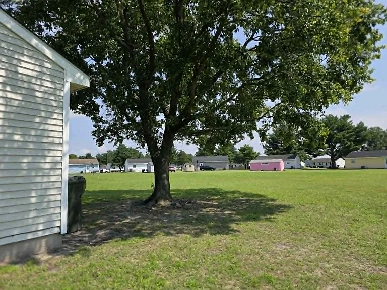 1104 Hillcrest Ave — Photo 4