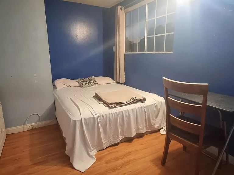 1758 E Turmont St #2 — Photo 12