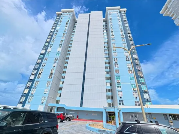 49-99 Rosendo M Cintron #H16, Luquillo, PR 00773