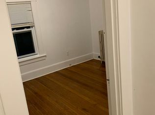 87 Warner St, Groton, CT 06340