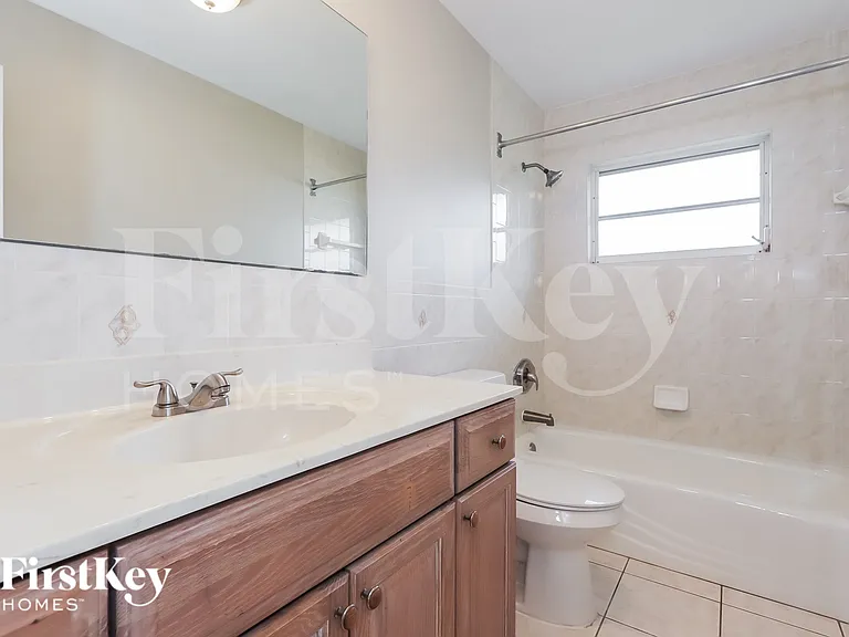 27065 Formosa Dr — Photo 15