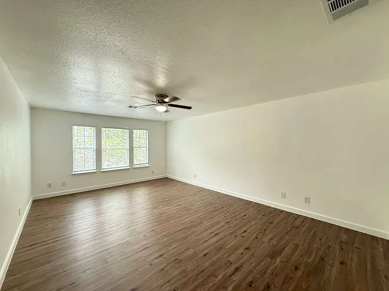 6414 Kensinger Pass — Photo 10