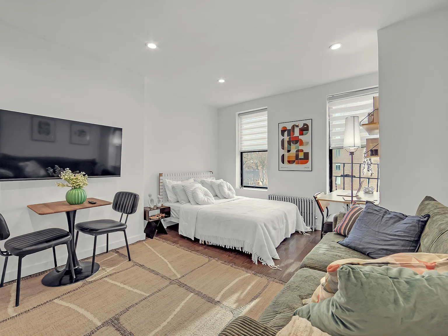 534 East 14th Street — Photo 1
