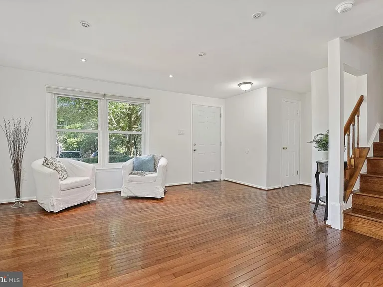 10606 Tuppence Ct — Photo 6