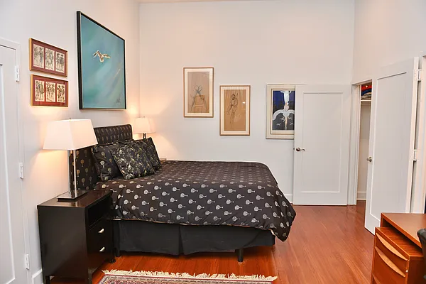 Sold by Holly's Staten Island Buzz | media 10