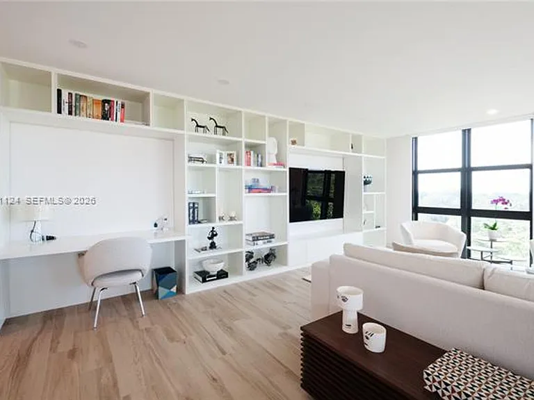 1121 Crandon Blvd #CU-D301 — Photo 6