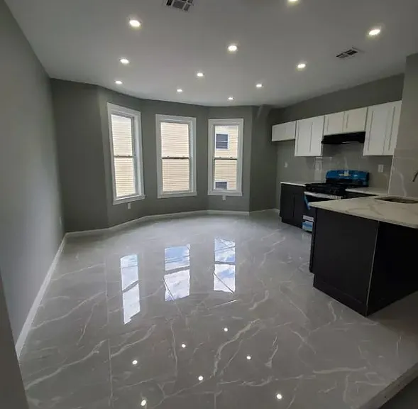 74-76 Isabella Ave #1 — Photo 9