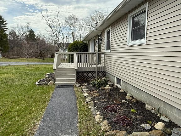 4th image of 3 Green Knolls Lane