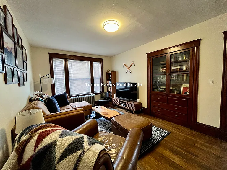 9 Fairfield St — Photo 11