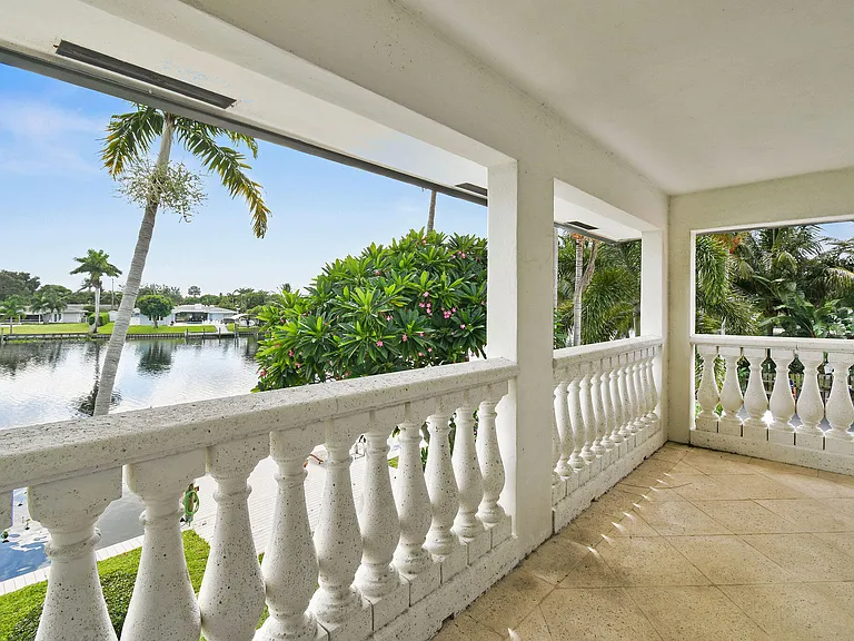 8110 W Lake Dr — Photo 39
