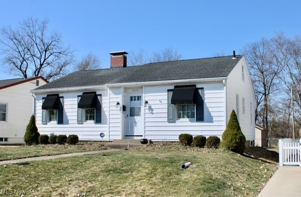 Real estate listing image